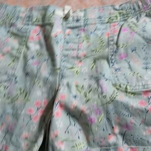Wonder Nation Floral Patterned Shorts